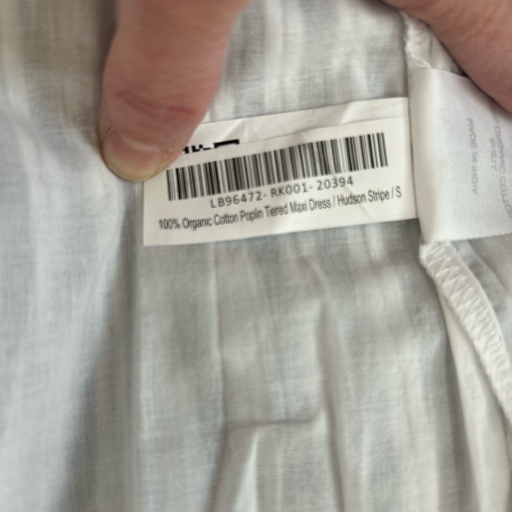 Quince 100% Organic Cotton Poplin Tiered
Maxi Dress Hudson Stripe Small NWT - Picture 10 of 13